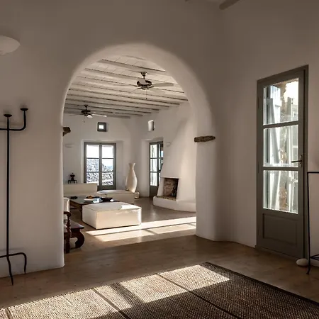 Vista Mykonos * Tourlos